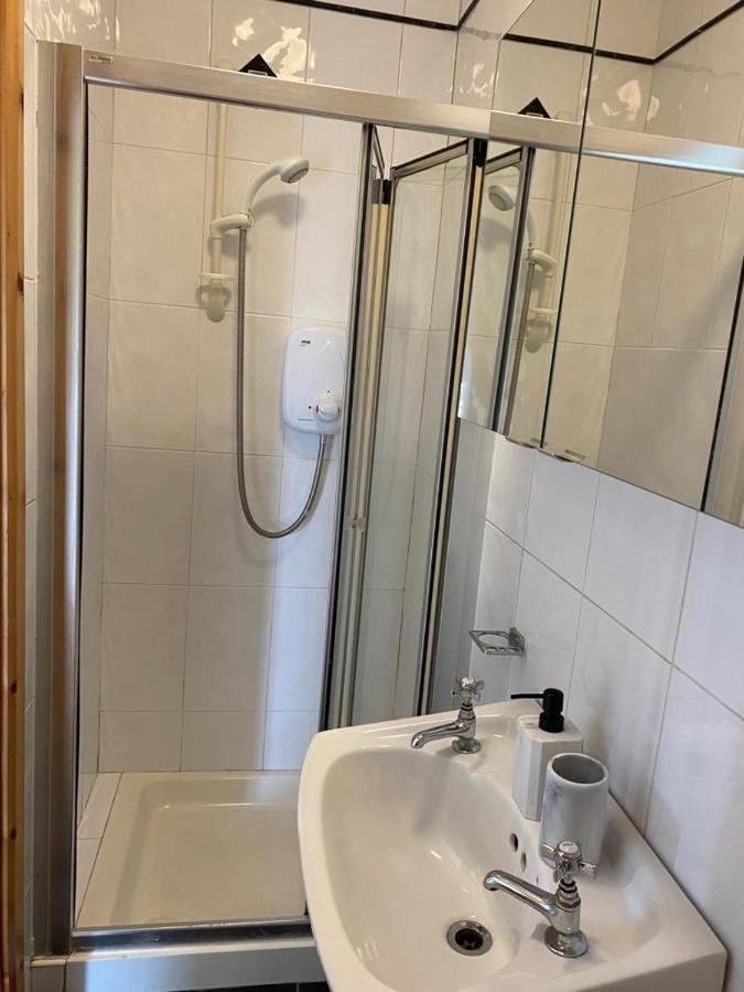 Loch Nuala Apartment Galway Bagian luar foto